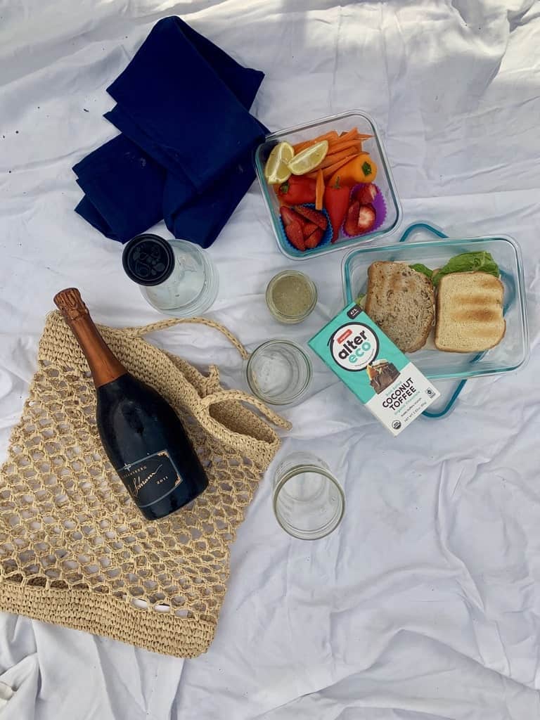 a zero waste picnic